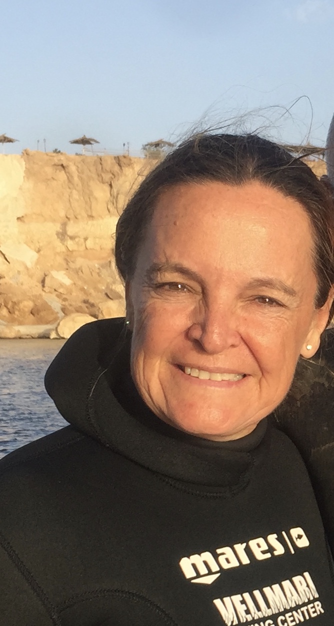 Cristina Ozores, director of the marine education program at Vellmarí