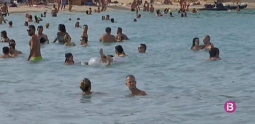 Marilles Fundation - La premsa britànica es fa ressò de la contaminació fecal a la mar balear denunciada per la Fundació Marilles